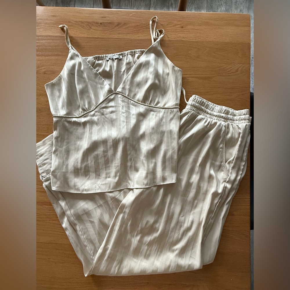 Abercrombie & Fitch Cream Striped Sleepwear Set